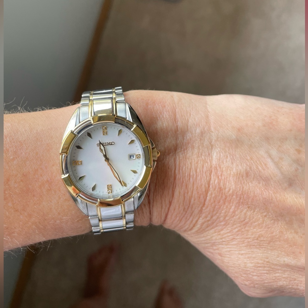 Women’s Seiko Two-Toned Watch NEW!
